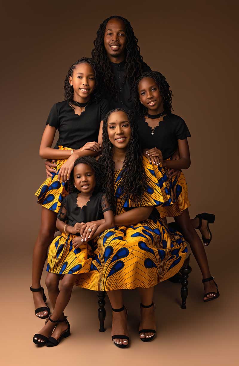 Ronnie Anderson, Jr. with his family