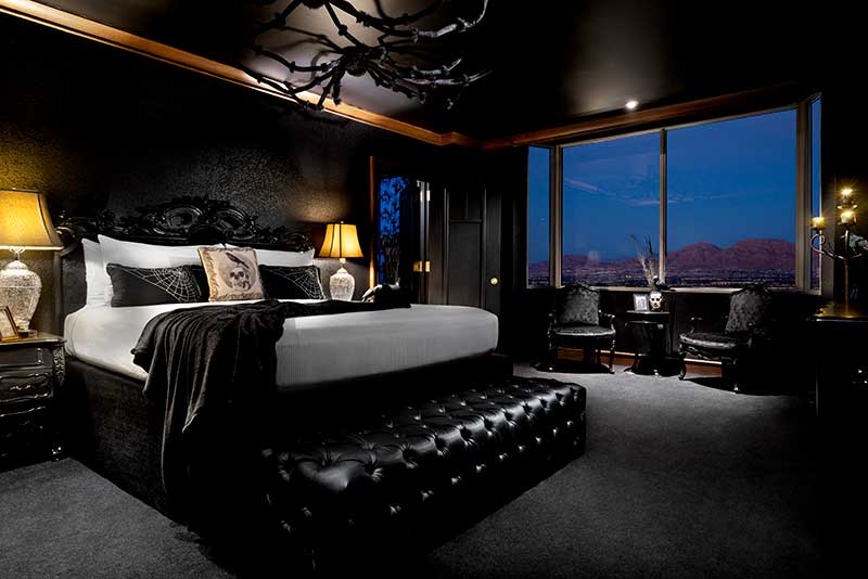 Horror fans are sure to have sweet dreams inside Westgate Las Vegas’ 1,160-square-foot Halloween Suite. Photo courtesy of Westgate Las Vegas Resort & Casino