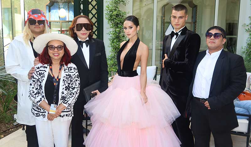 Josh Yugen, Janet Susan R. Nepales, Michael Cinco, Miss Universe New Zealand Franki Russell, Aaron Pelegrino and Brian de Gracia in Cannes. Photo by Ruben V. Nepales.