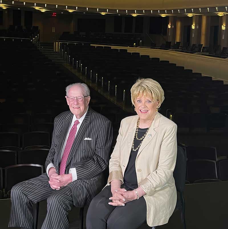 Photo of Oscar & Carolyn Goodman at The Smith Center courtesy of the City of Las Vegas