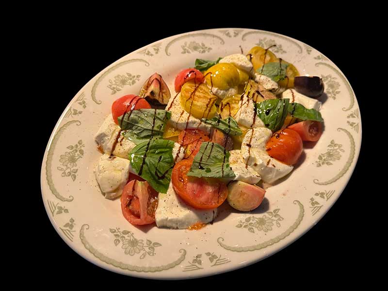 Tableside caprese salad