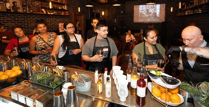 Daniel Ponsky's Mixology Masterclass (Jeff Ragazzo with J3 Creative)