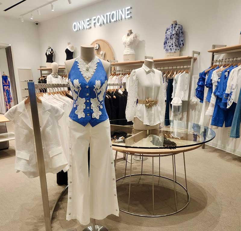 Anne-Fontaine-008 The boutique offers a relaxed setting for shopping and browsing