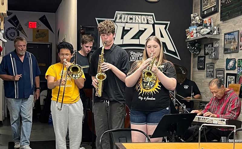Saturday night jamming at Lucino’s Pizza